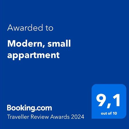 Modern, Small Appartment 拉尔维克 外观 照片
